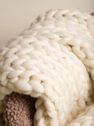 Kate Throw Beige