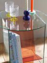 Table tabloid orange