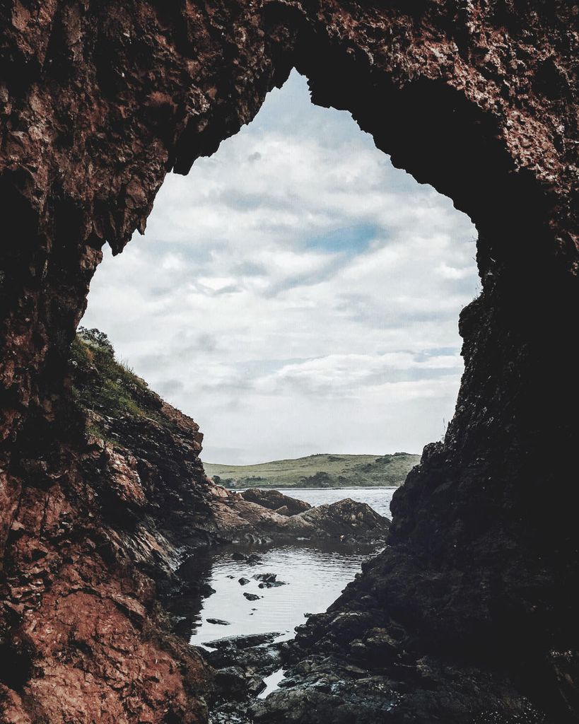 Poster - See Through Cliff 40x50 - Dear Sam