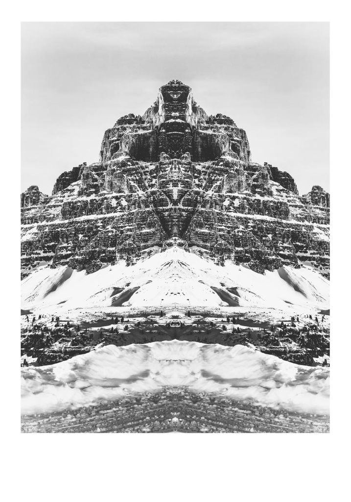 Poster - Symmetrical Mountain 70x100 - Dear Sam