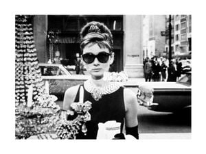 Breakfast At Tiffany's 40x30