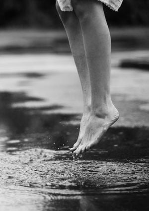 Dancing In The Rain 21x30