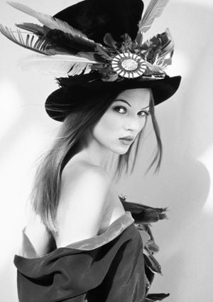 Kate Moss 21x30