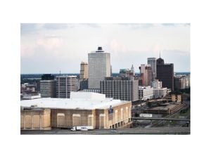 Memphis Sunset 40x30