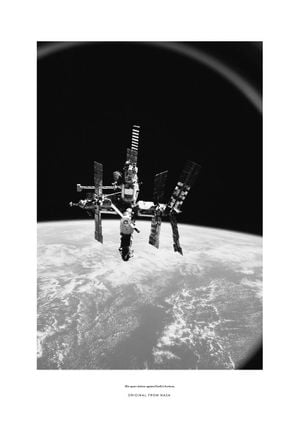 Mir Space Station 70x100