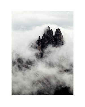 Mountain In The Clouds 40x50