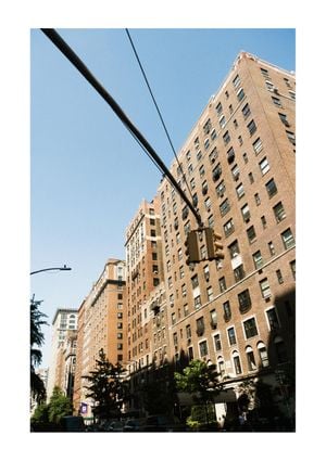NYC Facade 21x30
