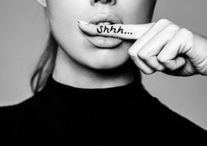 Shhh 30x21