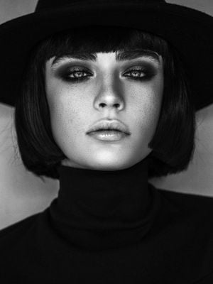 Straight Bangs 30x40