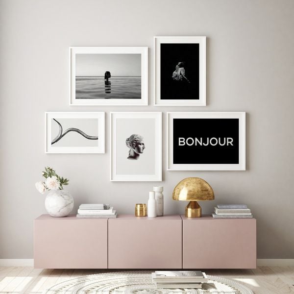 Bonjour Black