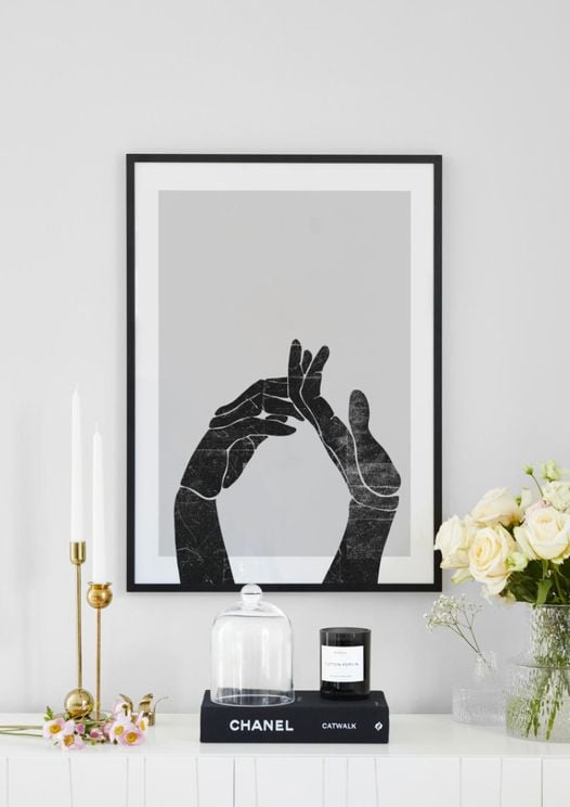 Hands Stencil