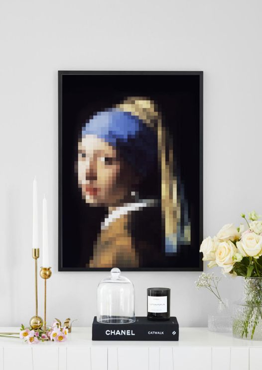 Pixelated Pearl